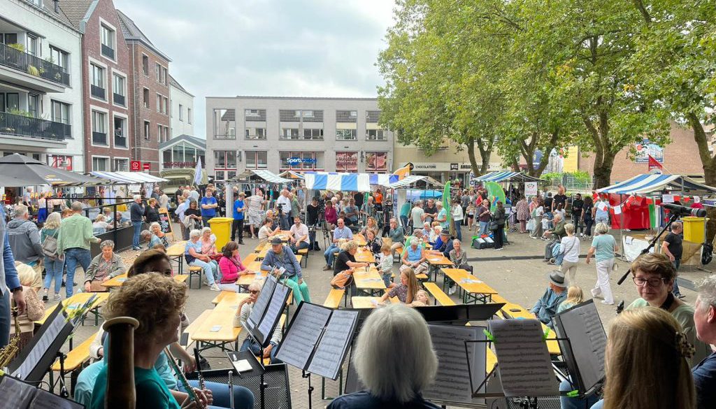 Uit in Bemmel Markt 1